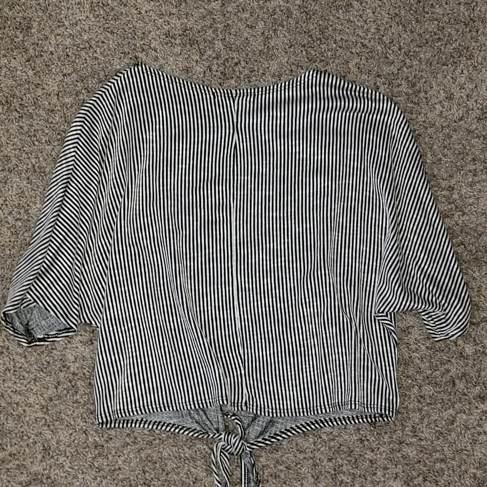 Blouse - Picture 2 of 2